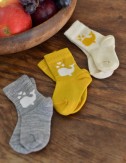 Le trio de chaussettes bébé...